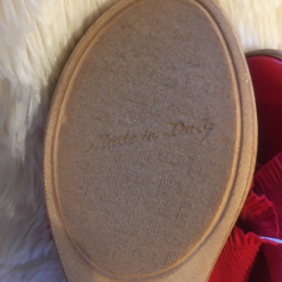 🆕 ❤️ Red Wedge Sandals ❤️ - Picture 4 of 6